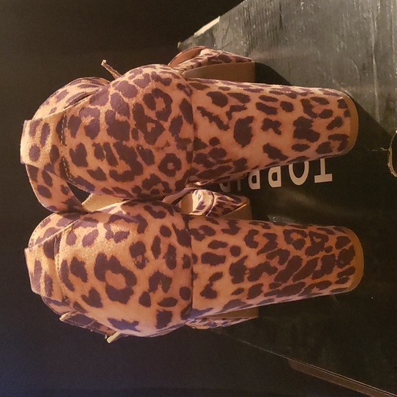 Torrid Leopard Tapered Platform Heel - Picture 4 of 6